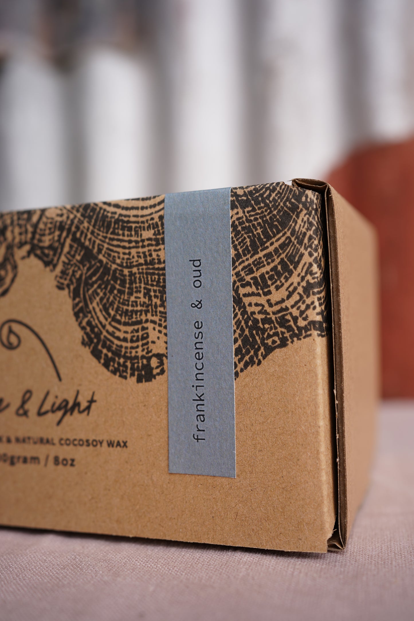 FRANKINCENSE & OUD 200g Candle