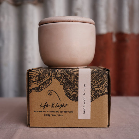 SANDALWOOD & ROSE 200g Candle