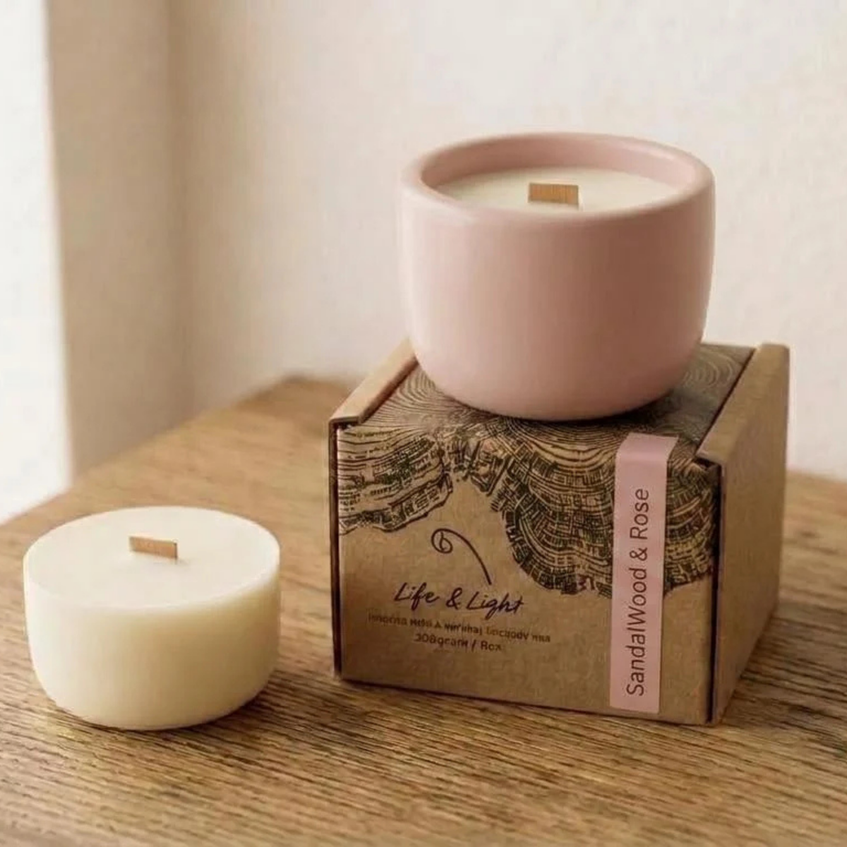Sandalwood and Rose 100g candle